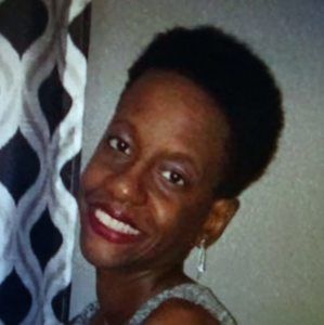 Meet your Posher, Lakisha